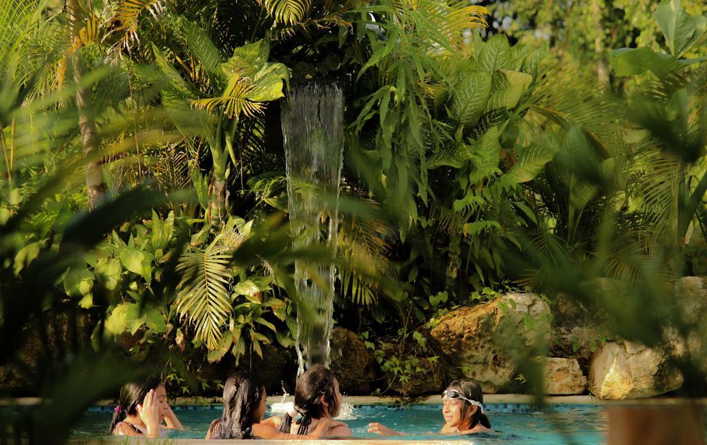 Axkan Palenque, Shows En Vivo & Gastronomia Mar Y Tierra & Travel Agency Екстер'єр фото